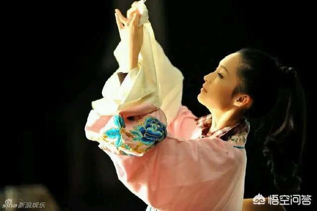 猫腻当着李沁的面说《庆余年》林婉儿原型是另一位女星惹李沁粉丝不满，你怎么看？