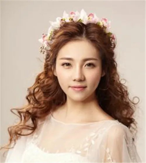 浪漫新娘发型图片 根据脸型打造新娘发型必知攻略