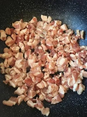 台南米糕里的肉燥的做法步骤图，怎么做好吃