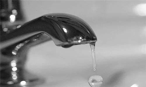 家里水压小是什么原因