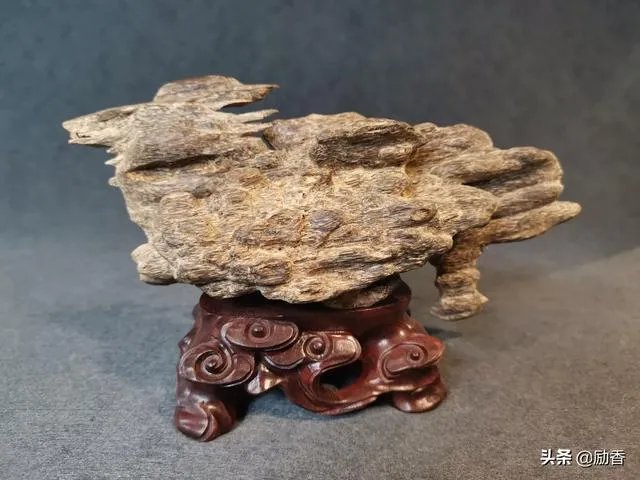 藏品在家不拿出去能私下交易吗?怎样才能把藏品卖出去？