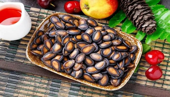 零食西瓜子是夏天吃的西瓜籽吗