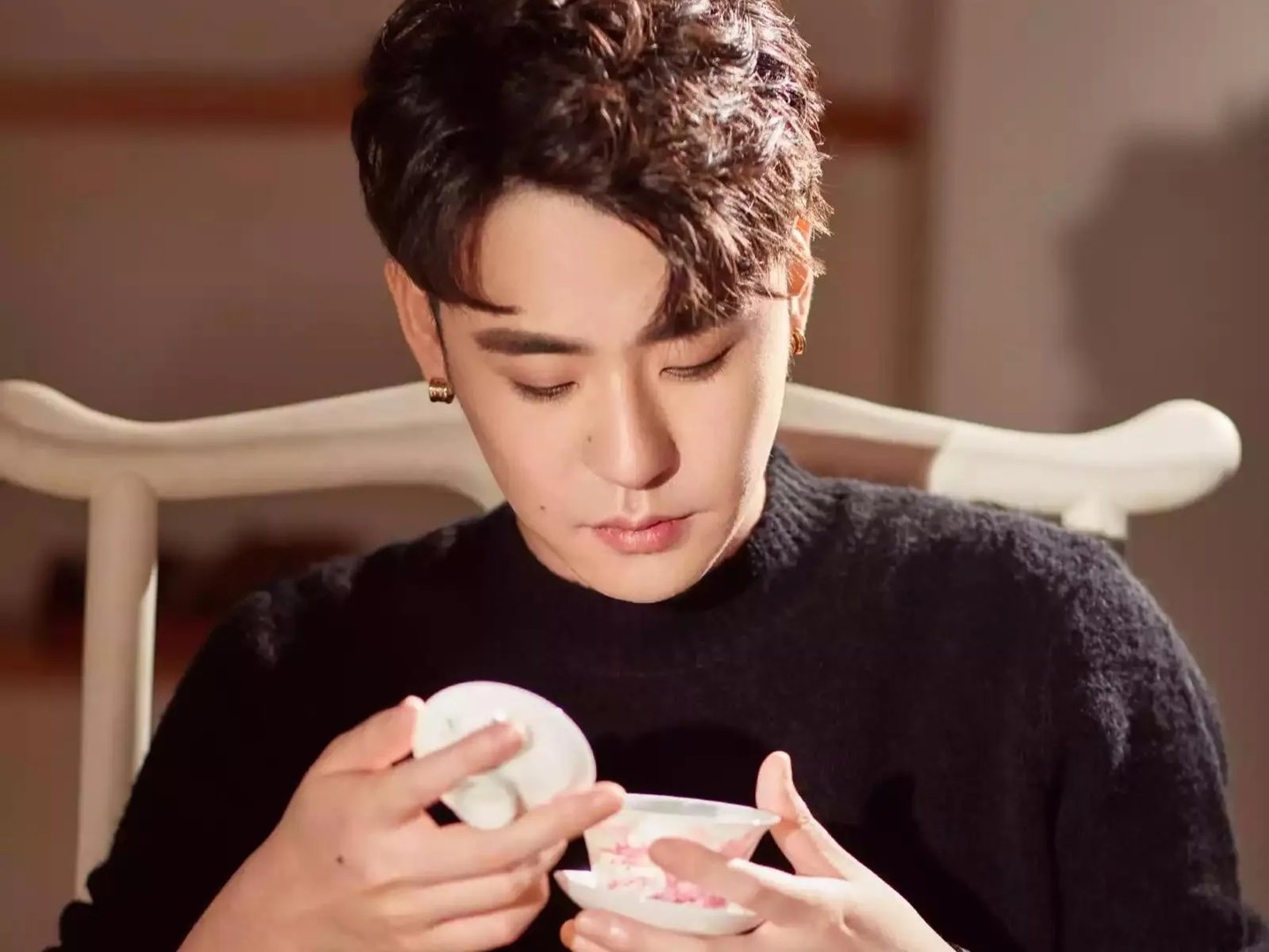 德云社德云社人气火爆的张云雷，为何到现在相声能耐都没有能超过曹云金？