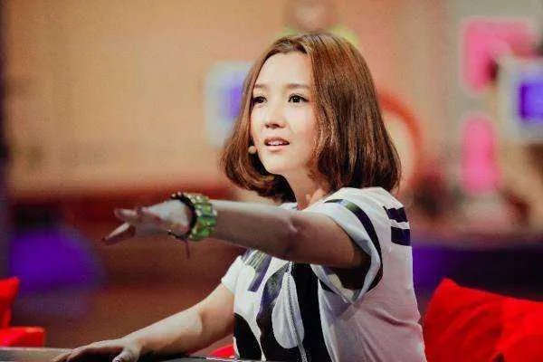 网友:你的口味不一样!释小龙新女友被曝光为何会引发网友这样的调侃？