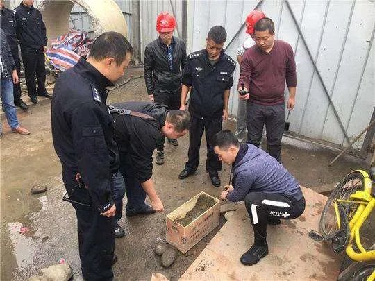 成都地铁施工现场发现一枚炮弹是什么来历?