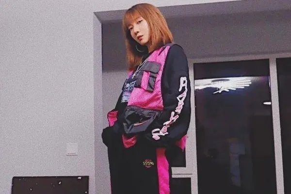 乃万身上有什么魔力，让这么多人喜欢她？