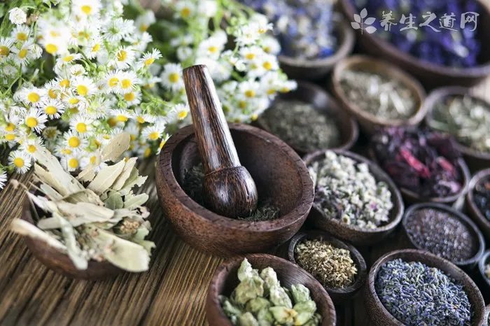 生活技巧小妙招，家里门把手总是有静电怎么办？