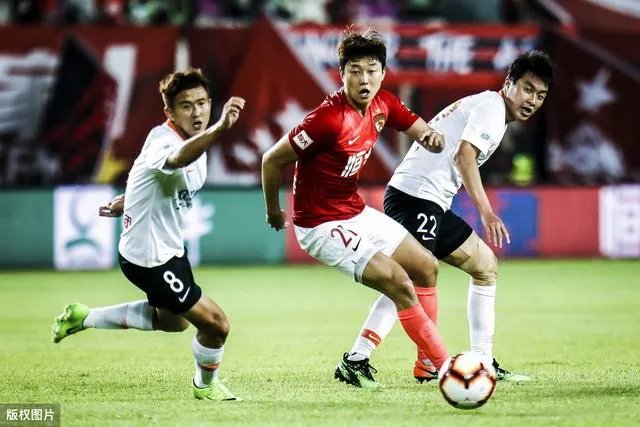 恒大3比1梅州，5场进13球丢11球是否暴露攻强守弱的问题？