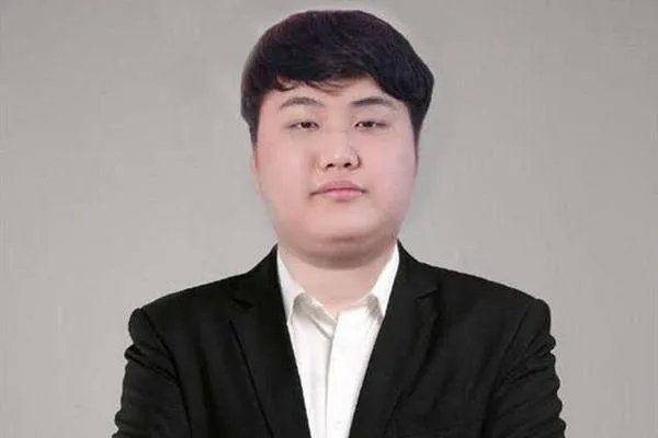 LOL大主播好友晒绿豆汤，暗示土豆和伊芙蕾雅?