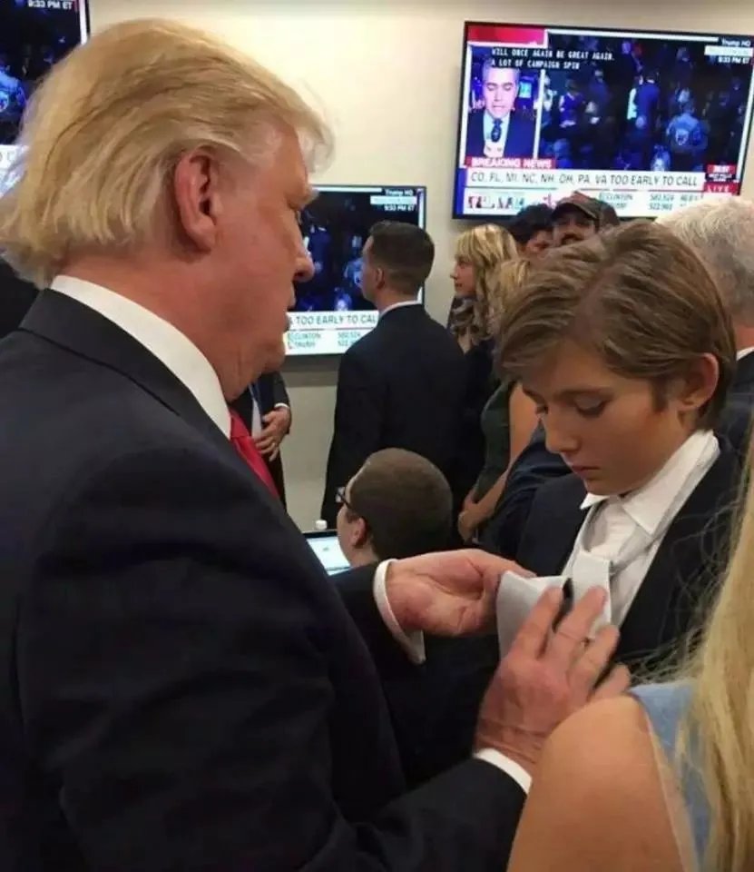 每周生活视频 | 惊呆!3秒钟打领带是怎么做到的?