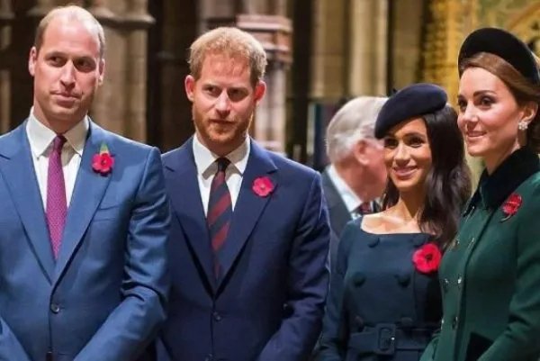 英国王室参加纪念活动时，梅根.马克尔的位置为什么在女王和凯特之外？