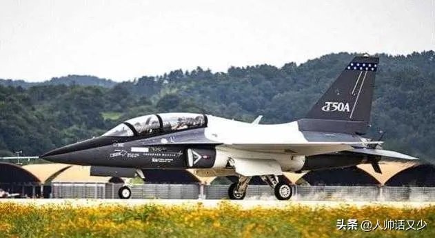 韩国“最负盛名”战斗机t50教练机，性能非常优异，是否国产却遭到争议，你怎么看？