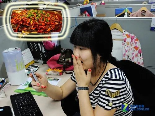 私密性加倍! 看公司情侣玩转Talkbox