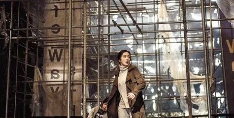 杨幂凭借《逆时营救》首获国际影后，这是否实至名归？