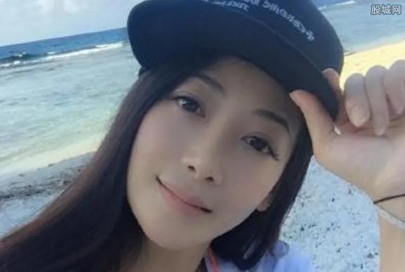 陈紫函老公戴向宇是富二代？ 家庭背景大曝光