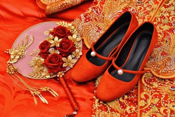 如果举办中式主题婚礼，需要注意那些方面呢？