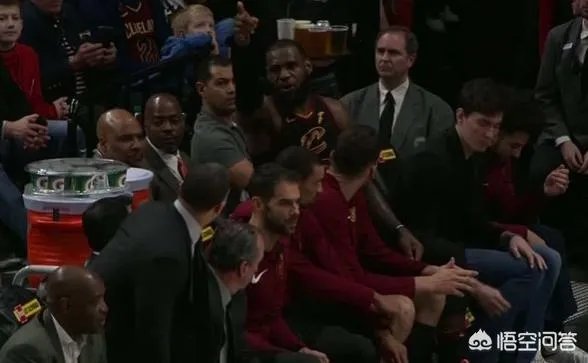 泰伦卢暂时离开骑士，他是被詹姆斯驱逐出队，还是被管理层正式解雇？