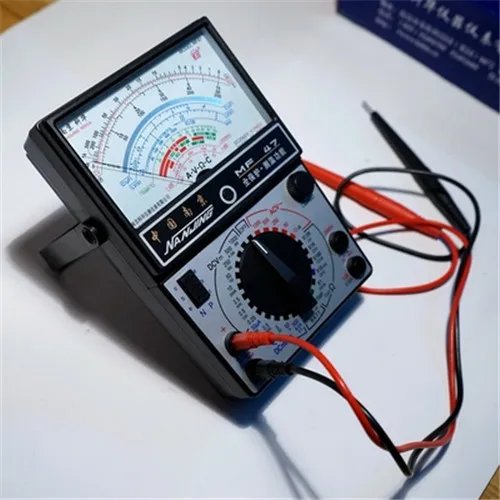 万用表测220电压怎么测