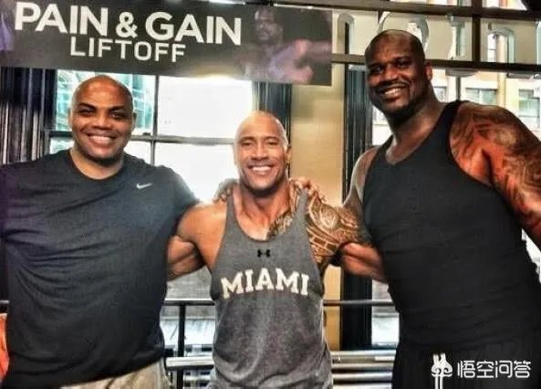 你觉得NBA球星和姚明一起合影会是什么效果？