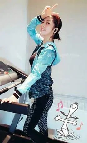 韩瑜爆乳自婊「肉肉女」 粉丝大崩溃（图）