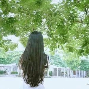 背影女神正面照曝光 网友:正面性感更迷人？