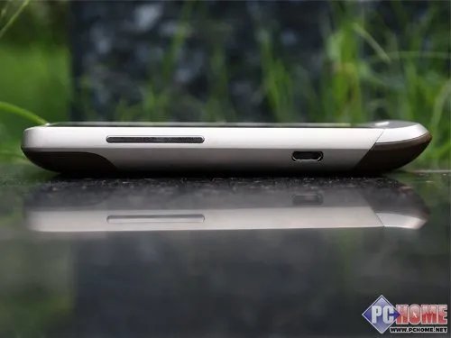 小巧玲珑工 HTC微客手机评测