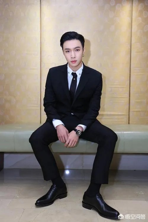 说说你心目中最会穿衣打扮的明星？