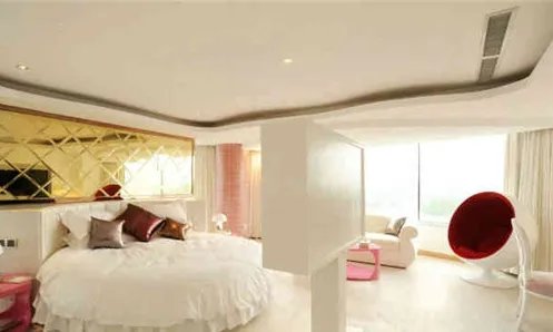 小户型女生房间怎么装饰