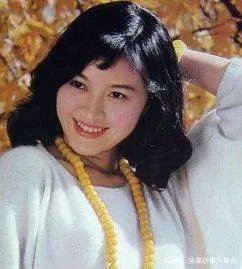 女演员方舒与屠洪刚离婚后，独自养育两个女儿，现在怎么样了？