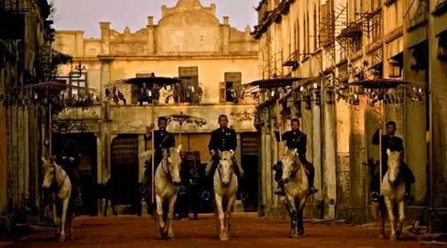 开平的赤坎街有哪些魅力？为什么能被选为电影《一代宗师》和《让子弹飞》的取景地？