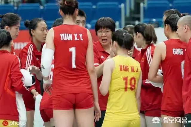 美国女排3-0横扫荷兰女排拿下4连胜，他们是女排世界杯夺冠的最大敌人吗？