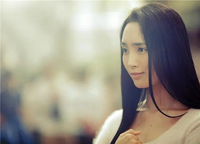 少年班江依琳床戏 清纯气质女神大玩车震