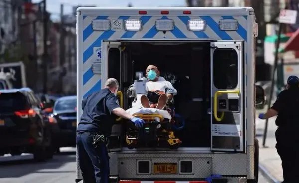 美国全球撤侨,美军征召100万预备役军人,是真的准备发动战争吗?