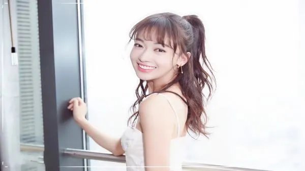 于正的新剧女主由袁雨萱出演，他是想要放弃继续捧吴谨言了吗？