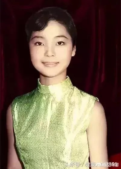 邓丽君为什么在那个年代那么红？