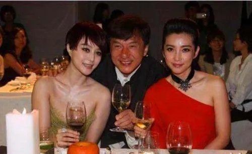 范冰冰和李冰冰是怎么走上戛纳电影节的红毯的？