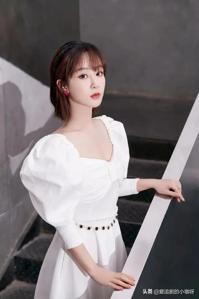 杨紫瘦了那么多,有谁知道她是怎么减肥的吗?