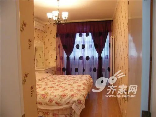 网友欢欣大秀90平两室两厅毕业照 田园欧式混搭