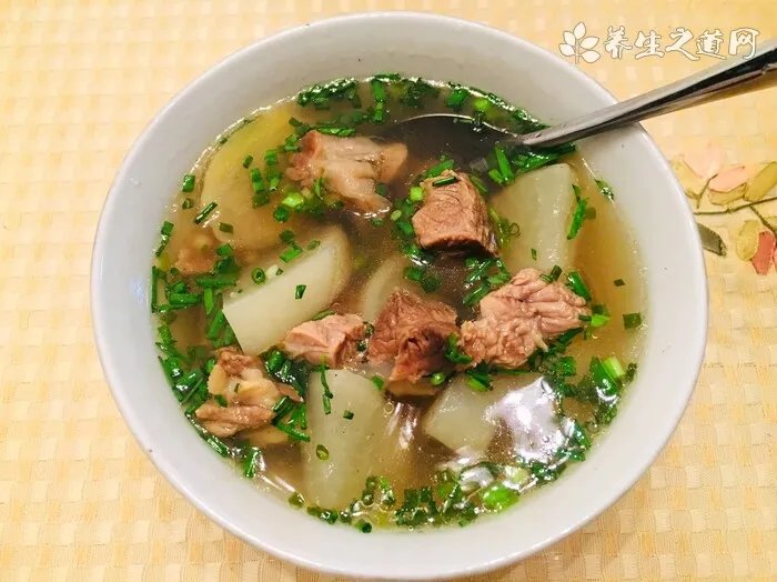 刚打完新冠疫苗要注意什么 打完新冠疫苗后的注意事项都有哪些