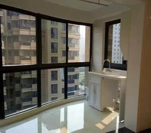 老妈负责装修福州新房，现代简约耐看，全家人都很满意