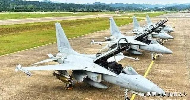 韩国“最负盛名”战斗机t50教练机，性能非常优异，是否国产却遭到争议，你怎么看？