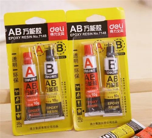 万能胶用什么可以洗掉