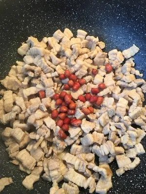 台南米糕里的肉燥的做法步骤图，怎么做好吃