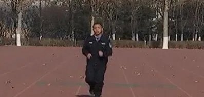 淄博桓台县一巡警5个月狂减肥60斤是为了什么？