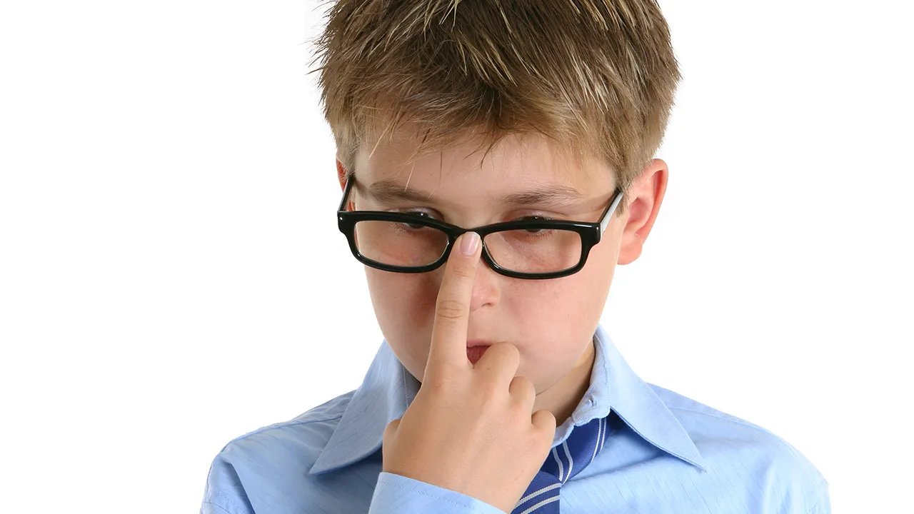 眼睑下垂怎么办？