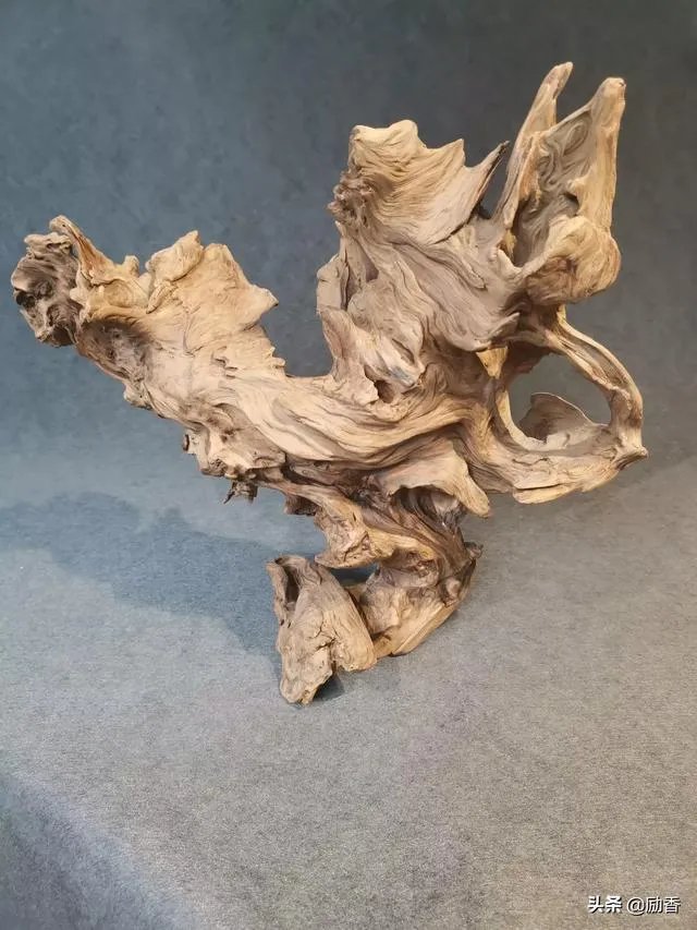 藏品在家不拿出去能私下交易吗?怎样才能把藏品卖出去？