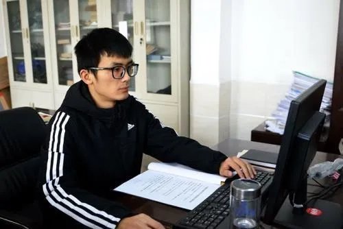 一大学连续27年为女生发卫生纸，你羡慕这里的学生吗？