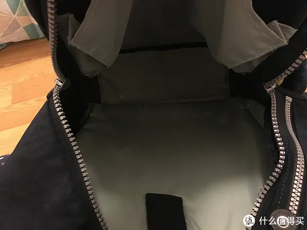 带着食物的猩猩：Kipling 凯浦林 双肩背包