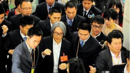 周星驰是黑社会大哥吗?这些事提起来就伤心,什么事?