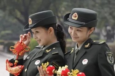 招收女兵标准